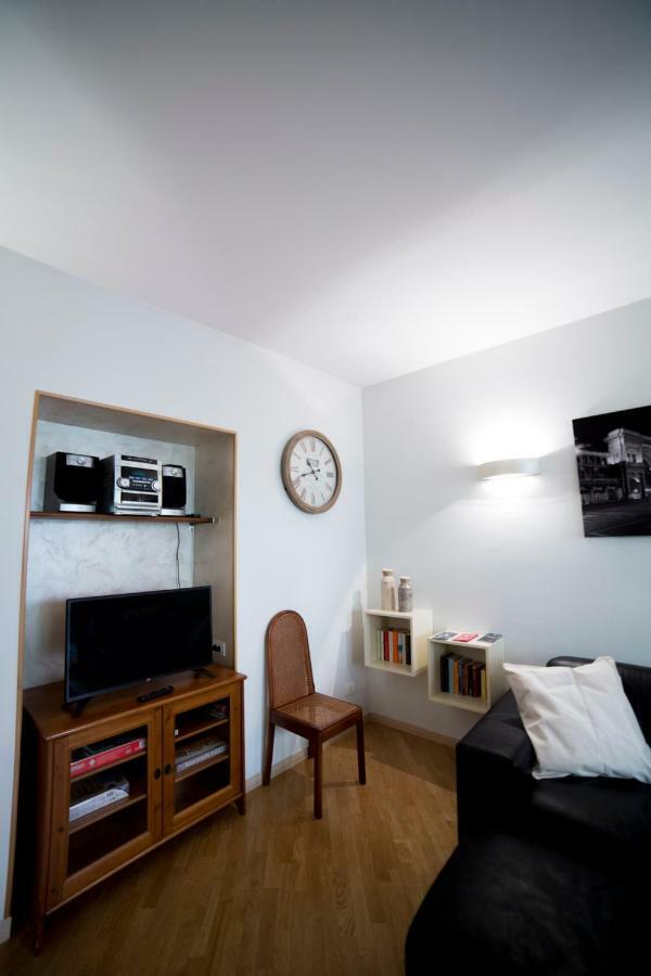 B&B Terrazza Baires - In The Heart Of ميلان المظهر الخارجي الصورة